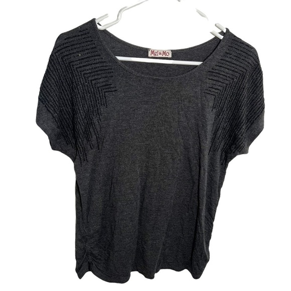 Mel & Mo Short Sleeve T-Shirt Gray Beaded - Picture 1 of 10